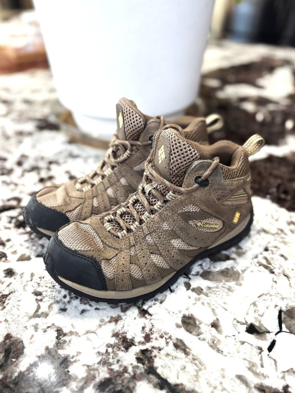 Columbia Hikers, Size 7